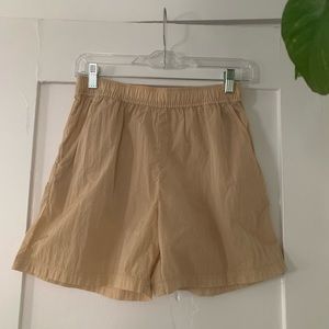 Aritzia TNA Claremont Shorts